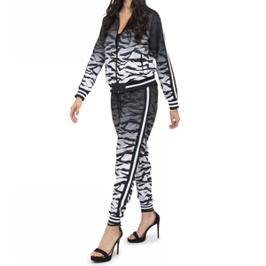 Chándales de sublimación Premium para mujer, ajuste cómodo, diseños vibrantes y tela duradera, chándal personalizado para mujer con OEM - Product Image 6