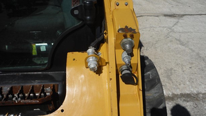 Chargeuse sur pneus CAT 242D3 262D3 2021, 74 CV, à levage vertical, diesel, à vendre - Product Image 4
