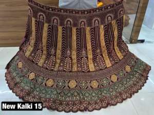 ผ้ากำมะหยี่ลายดอกไม้สีแดงเข้มจากดีไซเนอร์ใช้ได้สองกระป๋อง3.5ม. ขอบดูอบอุ่นอบอุ่นสำหรับงานปาร์ตี้ฤดูหนาว11000 - Product Image 2