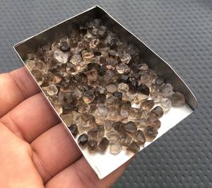 Quartz fumé de qualité supérieure 4-6 MM 50 pièces pierres précieuses brutes en vrac naturelles cristal fumé taille brute 4-6 MM pierres précieuses en vrac fumées" - Product Image 3