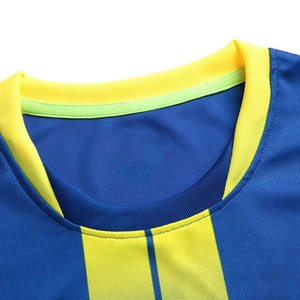 Uniforme de fútbol de color sólido de calidad premium de último diseño 2025, ropa de fútbol de nuevo estilo a la venta - Product Image 3
