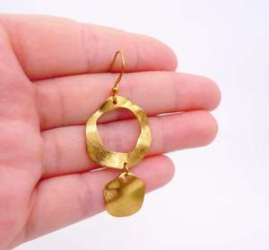 Pendientes colgantes de latón, Pendientes colgantes circulares, Pendientes de latón martillado, Pendientes colgantes geométricos - Product Image 4
