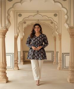 MODERNO TOP DE RAYÓN ESTAMPADO PARA USO DIARIO, PRECIO AL POR MAYOR, PRENDAS ÉTNICAS, KURTI MULTICOLOR, TELA DE ALGODÓN - Product Image 2