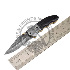 Thanh lịch Damascus thép gấp dao với sừng xử lý được thiết kế cho ngoài trời tiện ích săn bắn nhiệm vụ và quà tặng cho dịp - Product Image 1