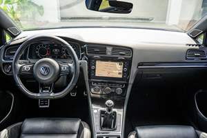 Volkswagen Golf R 2018 Usado, 1 Dueño, Transmisión Manual de 6 Velocidades, Motor Turbo de 4 Cilindros, Tracción en las Cuatro Ruedas, Procedente del Sur - Product Image 4