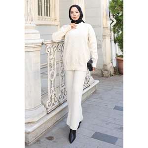 เมก้า เมอร์เชนท์ เสื้อไหมพรมสไตล์ลำลองแต่งดีเทลหิน สีดำ 90744 อะคริลิก 100% สำหรับผู้หญิง - Product Image 5