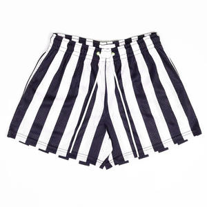 Pantalones cortos de malla de sublimación personalizados de poliéster 100% de alta calidad, tejido con cordón medio unisex personalizado con logotipo en la parte delantera - Product Image 4