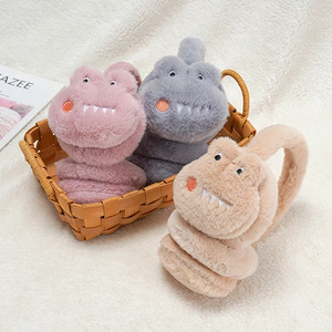 ที่ปิดหูแฟชั่นฤดูหนาวแบบยูนิเซ็กซ์ ดีไซน์การ์ตูนน่ารัก ผ้าพลัฌนุ่ม ปักลายตามสั่ง ให้ความอบอุ่น ทันสมัย 100% แบบรีดร้อน - Product Image 3