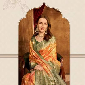 Lujoso tejido Saroski Vol 1 Diseñador Sarees Colección Catálogo completo disponible a precio mayorista para bodas y fiestas - Product Image 1