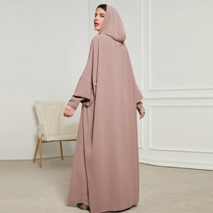 2025 transfrontalier nouveau Style arabe décontracté longues filles à capuche longueur de plancher Polyester chemise musulman Robe Caftan vêtements islamiques - Product Image 1