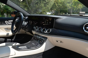 Sedán AMG E63 S 2024 Usado en Venta, 250-300 CV, V8 Biturbo, Tracción en las Cuatro Ruedas, Volante a la Izquierda, Asientos de Cuero, Cámara Trasera - Product Image 5