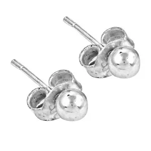 Boucles d'oreilles en argent 925 avec zircon, tendance minimaliste, à porter tous les jours, bijoux unisexes pour mariage - Product Image 1