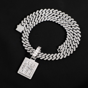 Colgantes y Dijes de Lujo Personalizados de Plata 925 con Moissanita y Oro, Diseño Clásico de Estrella Hip Hop con Acabado Iced Bling - Product Image 3