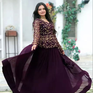 Blouse de travail à sequins brodés lourds fantaisie de créateur Crush Pleating Faux Blooming Style pakistanais Silky Lehenga Choli pour - Product Image 1