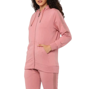 Ensemble de survêtements tendance pour femmes, streetwear, 100 % coton, doux, respirant, taille élastique, personnalisable OEM ODM, vente en gros - Product Image 4