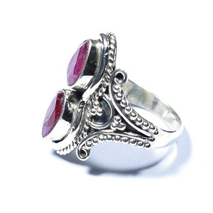 Bague en argent sterling faite à la main, motif bohème, rubis rouge, finition oxydée, meilleure vente - Product Image 2