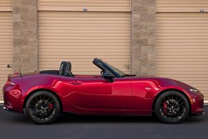 MAZDA LHD/RHD 2022 MIATA CLUB DE USADO - Product Image 2