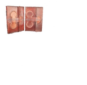 Cuaderno de cuero de LAPIZ en relieve de pentagrama celta hecho a mano, cuaderno de un pestillo con borde de cubierta, estilo de tapa dura con costura de hilo de papel - Product Image 3