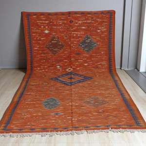 Auténticas Alfombras Marroquíes Hechas a Mano de Lana, Diseños Berber Tradicionales, Estilos Vintage Modernos para Decoración del Hogar - Product Image 1