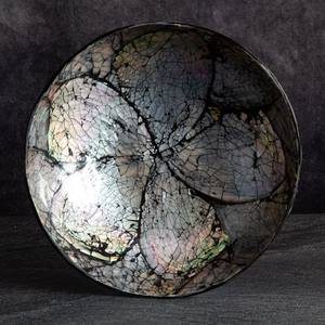 Bol en nacre de qualité supérieure fabriqué à la main, idéal pour la décoration intérieure et les solutions de cadeaux élégantes au meilleur prix - Product Image 2