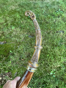 Jarra artesanal natural sofisticada para entusiastas de la cerveza y el hidromiel - Product Image 3