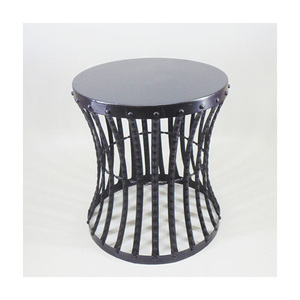 2025 Vente chaude Tabouret de luxe en métal de qualité supérieure Table basse en métal au design moderne pour la décoration d'hôtel - Product Image 1