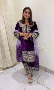 Dernier Designer Viscose Velvet Broderie Séquence Salwar Suit By Fab Zone - Product Image 5