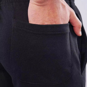 กางเกงขาสั้นลำลองผ้าฝ้าย 100% สำหรับผู้ชาย สีพื้น เอวยางยืด โลโก้ด้านหน้า ระบายอากาศได้ดี มีกระเป๋า - Product Image 3