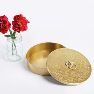 Boîte à chapati de qualité supérieure en laiton élégant, design de pot, forme ronde, qualité supérieure, ustensiles de cuisine à domicile, casseroles, vente en promotion - Product Image 5