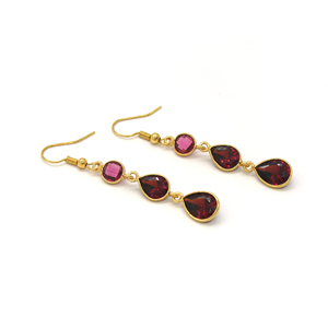 Pendientes Colgantes Bohemios Hechos a Mano con Flores y Múltiples Piedras Preciosas |   Granate Hessonita Rosa Fucsia |   Latón Chapado en Oro de 18K Sin Níquel - Product Image 5