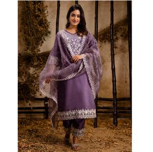 Ensemble Kurta pantalon droit en soie mélangée brodée de haute qualité pour femmes avec dupatta pour les rassemblements familiaux au meilleur prix - Product Image 1