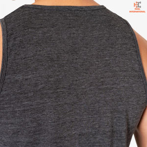 Débardeur d'entraînement sans manches sur mesure pour hommes, vêtements de musculation, de fitness et de gym, offrant des services OEM - Product Image 6