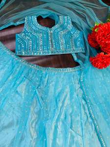 Filet exclusif de haute qualité pour fête de mariage, couleur bleu clair, Lehenga, Choli avec séquence de travail, vente en gros fournisseur de Surat - Product Image 4