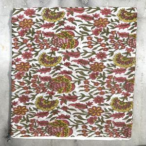 ผ้าฝ้ายเนื้อนุ่มลายดอกไม้ธรรมชาติ น้ำหนักเบา สวยงาม ดีไซน์เก๋ เป็นมิตรกับสิ่งแวดล้อม ขายเป็นหลา สำหรับตัดชุดเด็กผู้หญิง ราคาขายส่ง - Product Image 6