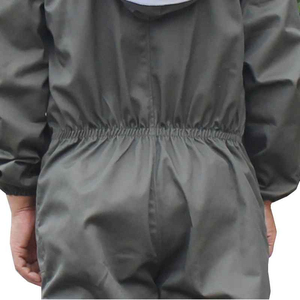 ชุดผึ้งป้องกันการถูกต่อยนี้มีซิปและถุงมือป้องกันที่แข็งแรงทำจากผ้าระบายอากาศได้ดี - Product Image 4