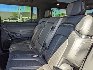 Pre-Owned Clean 2023 Rivian R1S Adventure Electric AWD - Product Image 6