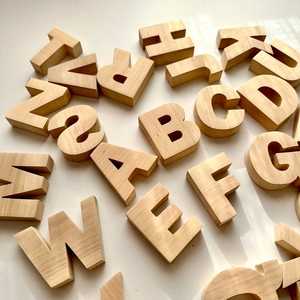 Iniciales de corte personalizado para manualidades de letras de madera natural para tableros de nombres, arte de pared y proyectos de bricolaje de MN EXPORTS - Product Image 5