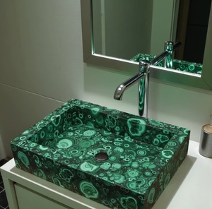 Belle pierre semi-précieuse de malachite de qualité naturelle, lavabo décoratif fait à la main, couleur verte, pierre précieuse, lavabo, cadeaux - Product Image 1