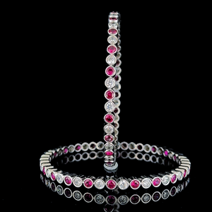 Bracelet de tennis en argent audacieux, serti de pierres scintillantes alternées, bijoux de mode polyvalents pour les mariages - Product Image 1