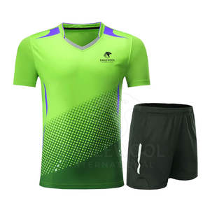 Vêtements d'équipe en gros pour adultes, uniforme de tennis, logo personnalisé imprimé sur le devant, 100% polyester, évacuation de l'humidité, prix d'équipe personnalisé bon marché - Product Image 1