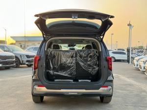 NUOVISSIMA KIA CARNIVAL HEV AWD 2025, 6115KM, GRIGIA, 100CV, 5 POSTI, 4 CILINDRI, TRASMISSIONE AUTOMATICA - Product Image 5