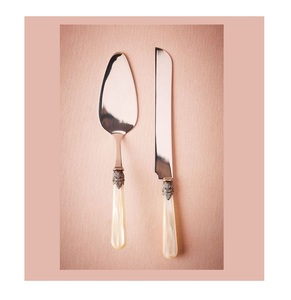 Ensemble de serveurs à gâteaux en métal, Design brillant et poli, fait à la main, ustensiles de service du fabricant, ensemble de couteaux de service et de découpe de gâteaux en métal - Product Image 4