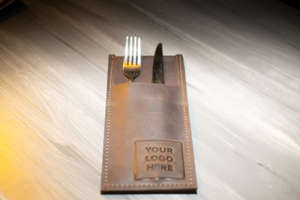 Porte-Couverts en Cuir Pleine Fleur Luxe Écologique Fait Main pour Restaurants Durable Robuste LRCH-0006 - Product Image 6