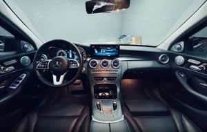 Voiture d'occasion 2020 Chine <span class=keywords><strong>Mercedes</strong></span> Classe C facelift C 260 voiture <span class=keywords><strong>à</strong></span> carburant de voyage voiture ancienne voiture de luxe - Product Image 4