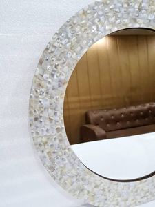 กรอบกระจกติดผนังทำมือจากเปลือกหอยมุก ของตกแต่งบ้านสุดหรู ดีไซน์งานฝีมือสุดประณีต - Product Image 6