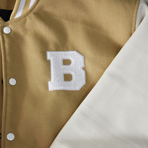 Veste d'école hautement réversible, design rayé déboutonné, style décontracté chic, streetwear vintage, veste universitaire en chenille - Product Image 5