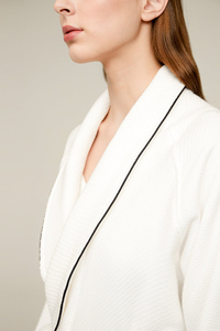 Albornoz Unisex de algodón 100% de alta calidad para mujer, bata suave de felpa larga de invierno personalizada, bata esponjosa para mujer - Product Image 4