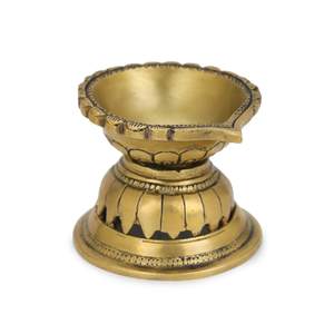 เชิงเทียนทองเหลืองแบบโบราณสำหรับตกแต่งบ้านสำหรับเทศกาลคริสต์มาสเชิงเทียนแบบโลหะ - Product Image 5