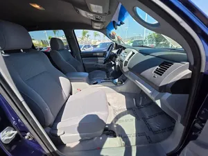 Toyota Tacoma PreRunner Double Cab 2006 - Product Image 2