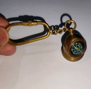 LLavero de latón con brújula real, accesorio elegante y atractivo, precio al por mayor, Regalos especiales - Product Image 5